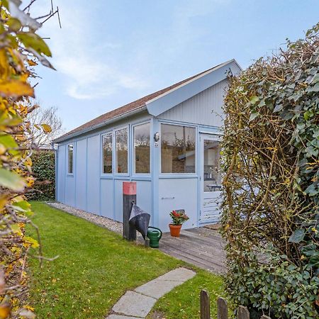 Vakantiehuisje In Ouddorp Dichtbij Het Strand Villa Exterior photo